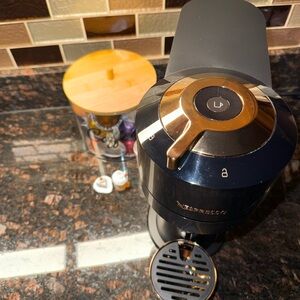 Nespresso machine vertuo next premium